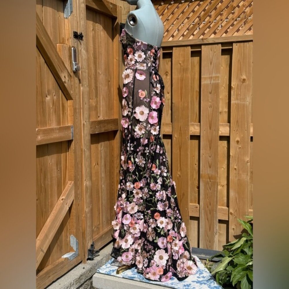 🆕 BRONX & BANCO 🧿 NWOT Jasmine Floral-Appliqued Gown, Black Multi - Sz L US 8 - Picture 9 of 16